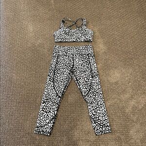ZYIA Black and White Leopard Print Leggings and Bra Set